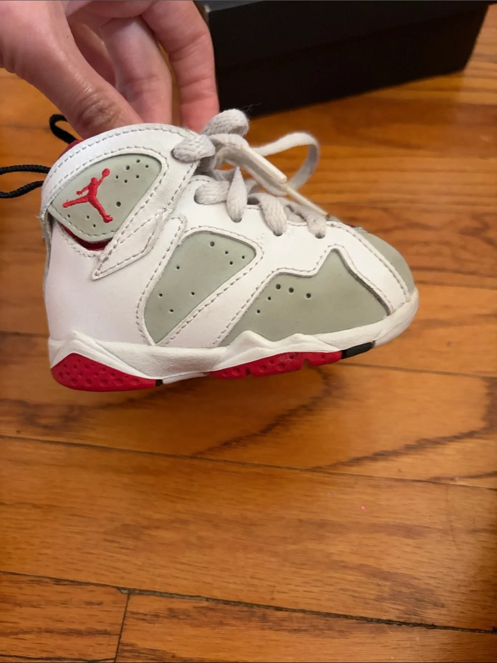 Jordan Toddler Sneakers in White, Gray & Red